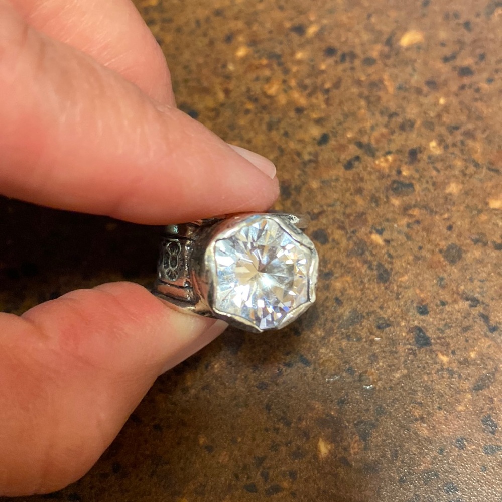Silpada Designs Queen for a Day Size 6 ring